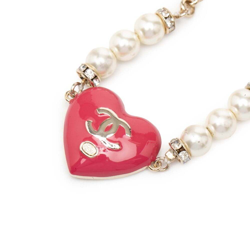 CHANEL Authentic Pink Pearl Logo Charm Bracelet - Picture 4 of 8